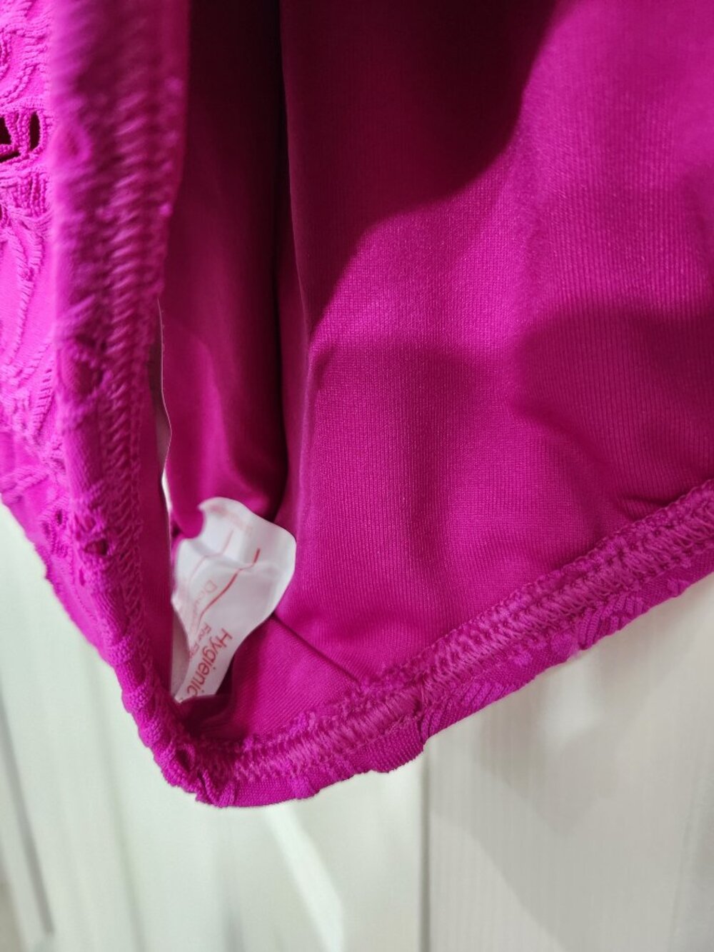 NWOT Fuchsia Lace Floral Lands' End One-Piece Swimsuit - Picture 3 of 3
